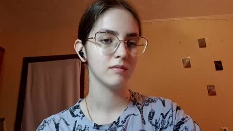 Kate online show from May 10, 2026, 12:10 pm