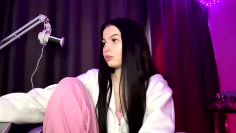 Tiny online show from February 9, 2026, 7:56 am