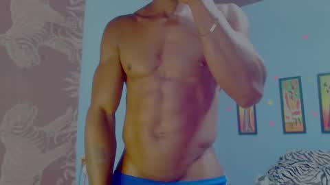 Snapshot of elmiltonnjakee chatting on February 3, 2026, 6:40 am elmiltonnjakee online show from February 3, 2026, 6:40 am