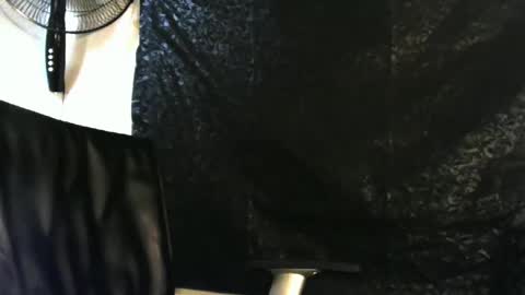 EL NIIGGGAA  21                                                                  EL NIGGA  21 online show from December 25, 2024, 3:17 pm