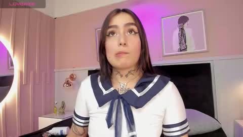 Elodie  online show from October 10, 2025, 12:15 pm