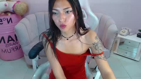 Snapshot of elody_a chatting on February 21, 2025, 6:40 am Elody online show from February 21, 2025, 6:40 am