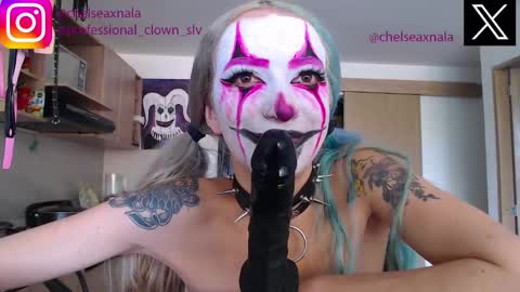 Chelsea  Please help me to reach 100 thumbs up online show from September 13, 2025, 7:35 pm