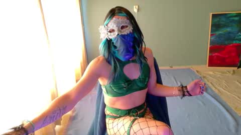 ElowenStarshade online show from September 15, 2025, 12:38 pm