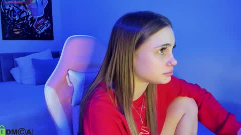 elsa_carterr online show from December 18, 2025, 12:11 pm