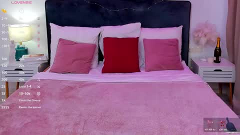 Elsa online show from February 3, 2026, 1:27 pm