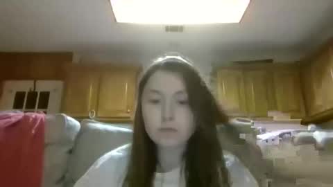 Elsie Rain online show from December 14, 2025, 10:20 am