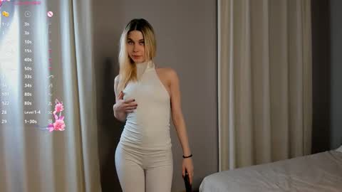 Elizabeth online show from October 1, 2025, 3:51 pm