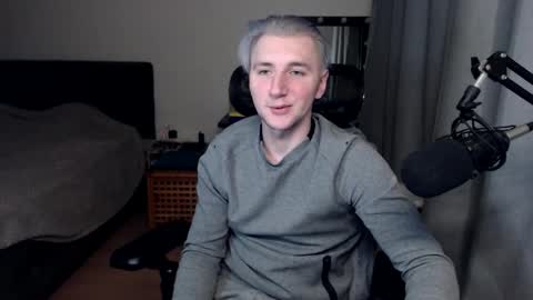 Snapshot of elvin_vaenight chatting on November 5, 2025, 11:16 pm Elvin Vaenight online show from November 5, 2025, 11:16 pm