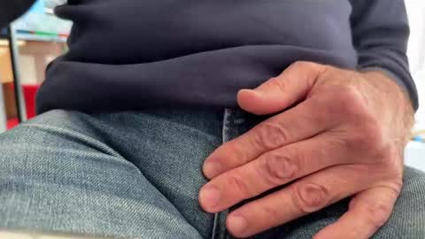 Snapshot of elvis_is_king chatting on February 16, 2025, 9:05 pm Elvis online show from February 16, 2025, 9:05 pm