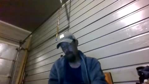 elwooood7 online show from November 15, 2025, 12:23 pm