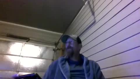 elwooood7 online show from March 8, 2026, 12:53 pm