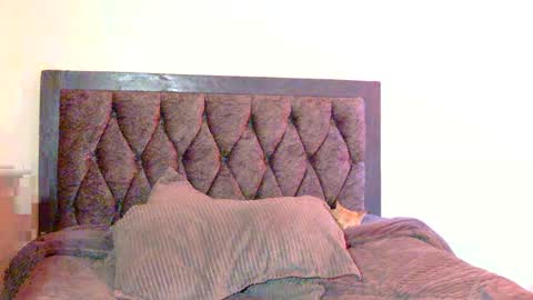 Snapshot of elysey chatting on September 20, 2025, 8:37 am Elysey online show from September 20, 2025, 8:37 am