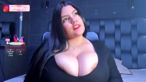 ema_grey1 online show from November 28, 2025, 6:32 pm