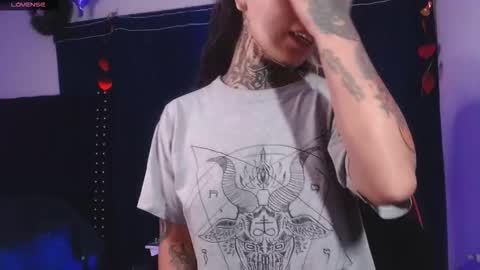 Snapshot of ema_ploxx chatting on February 28, 2026, 4:46 am ema_ploxx online show from February 28, 2026, 4:46 am