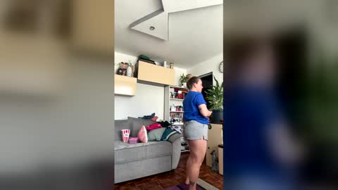 emanuel_berta online show from April 25, 2026, 1:52 pm