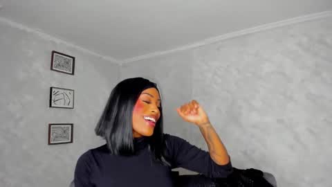 Snapshot of emattaylor chatting on March 4, 2026, 12:33 pm . online show from March 4, 2026, 12:33 pm