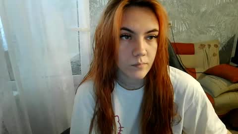ember__fox online show from June 2, 2026, 10:17 am