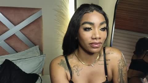 anyelii  online show from February 7, 2025, 12:31 am