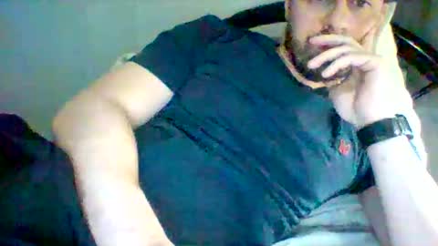 Snapshot of emgee88 chatting on April 9, 2026, 7:41 pm emgee88 online show from April 9, 2026, 7:41 pm