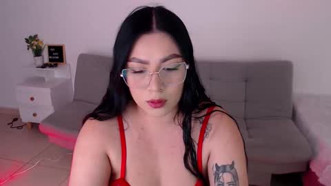 emi_carter online show from September 25, 2025, 7:06 pm