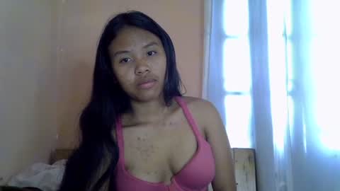 Snapshot of emiehottie chatting on July 3, 2026, 9:05 am Ami online show from July 3, 2026, 9:05 am