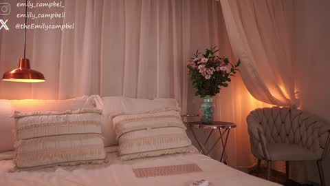 Emily Campbell online show from November 10, 2025, 11:48 pm