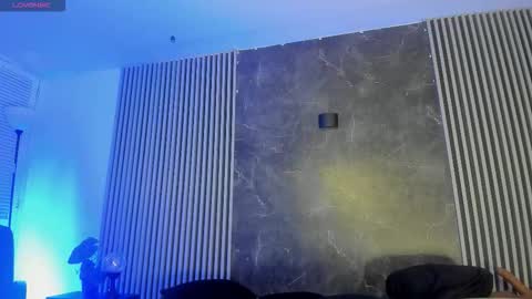   online show from October 12, 2025, 4:50 pm