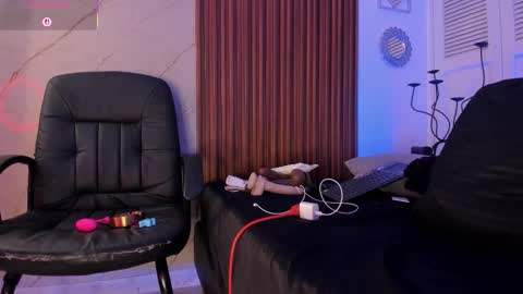   online show from February 3, 2026, 5:38 am