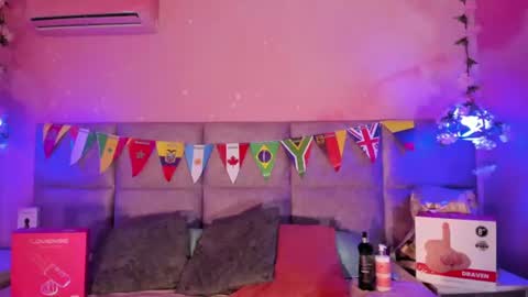 Emiily Grace online show from July 8, 2026, 10:53 am
