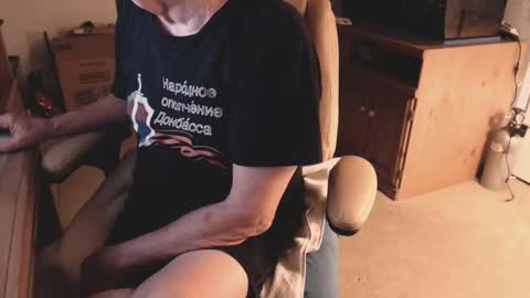 Snapshot of emil_karpo chatting on April 5, 2026, 12:24 pm Terrance1st online show from April 5, 2026, 12:24 pm