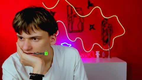 emil_lucky online show from April 20, 2026, 7:04 pm