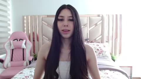 Emilee online show from July 23, 2026, 7:12 pm