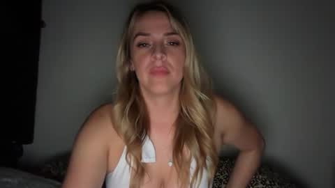 emilelovesyou online show from June 25, 2026, 5:12 am