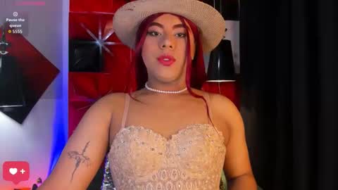 Emili roux online show from October 13, 2025, 5:35 pm