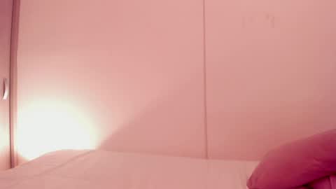 Snapshot of emilia_ghendle chatting on December 16, 2024, 1:21 am Emilia Big Boobs online show from December 16, 2024, 1:21 am