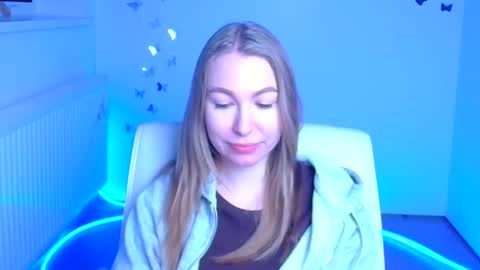 Emilia online show from January 17, 2026, 6:29 am