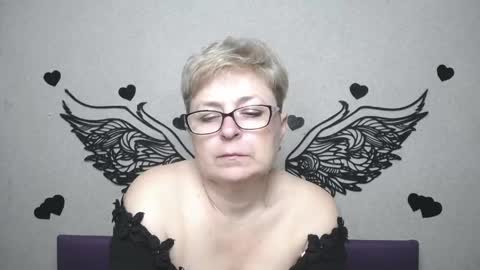 EmiliaGree online show from April 29, 2026, 6:25 pm
