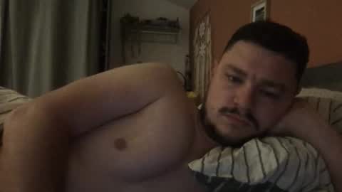 Snapshot of emiliano1256 chatting on April 20, 2026, 4:26 am emiliano1256 online show from April 20, 2026, 4:26 am