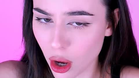 Emily online show from February 12, 2026, 7:42 pm