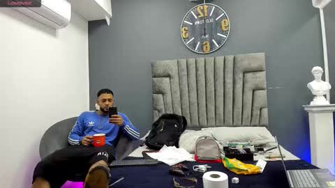 Emilio online show from January 6, 2026, 11:03 am