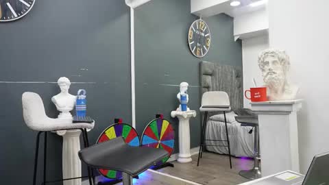 Emilio online show from April 18, 2026, 10:52 am