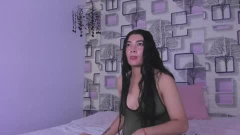 Emilly online show from May 14, 2026, 3:35 am