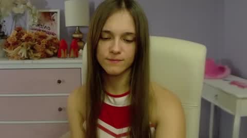 Snapshot of emilly_lust99 chatting on March 6, 2025, 10:52 am Emilly online show from March 6, 2025, 10:52 am