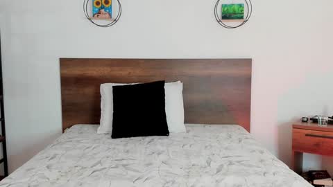 .  . online show from January 3, 2025, 8:32 pm