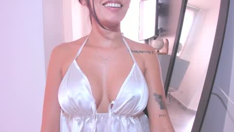 emilly online show from March 24, 2026, 10:04 pm