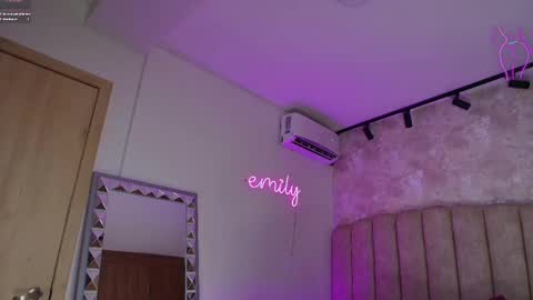  emily valentina     online show from February 19, 2025, 2:12 am