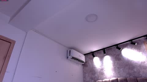  emily valentina     online show from September 25, 2025, 1:42 am