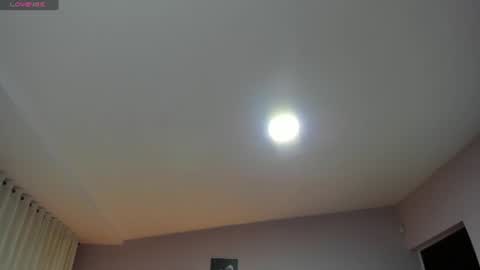 Snapshot of emily__cley chatting on June 10, 2026, 3:29 am Emily online show from June 10, 2026, 3:29 am
