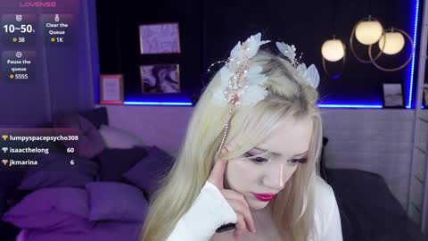 Emily online show from December 23, 2024, 12:35 am